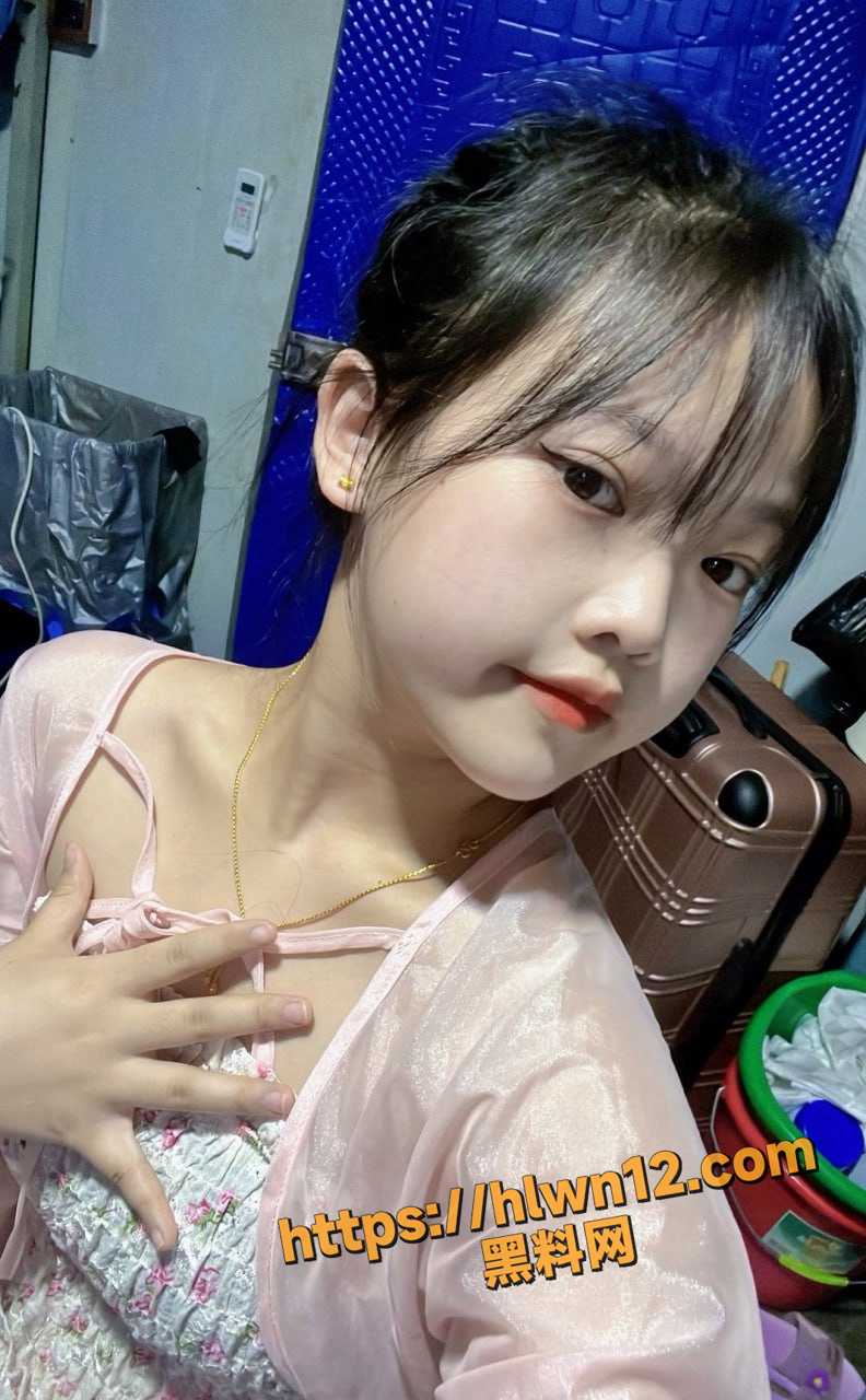 792X1280