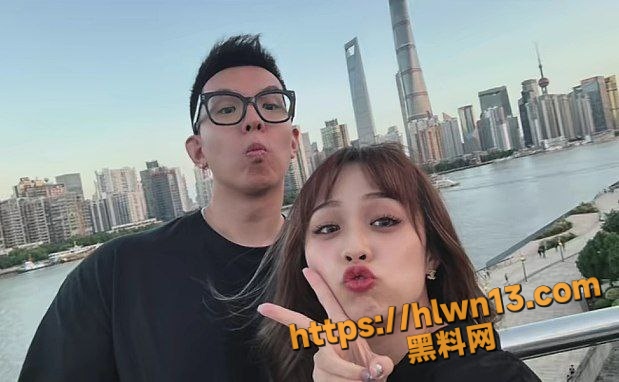 619X382