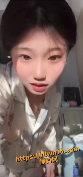 293X623
