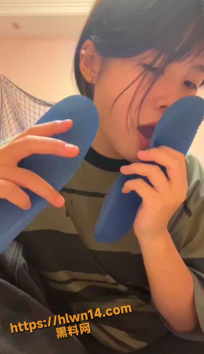799X1387