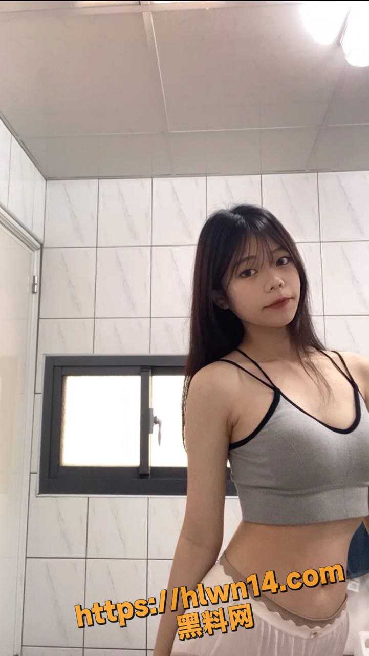 721X1280