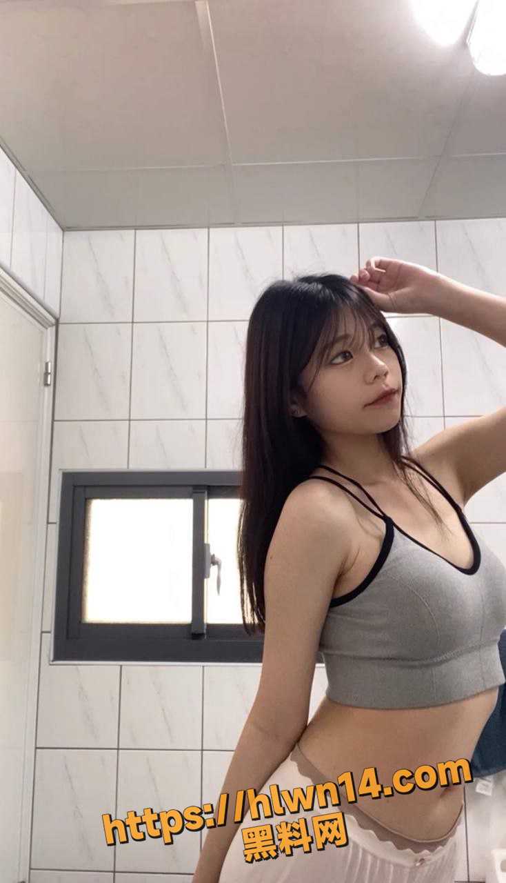 734X1280