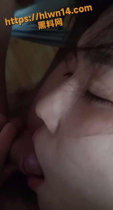 449X833