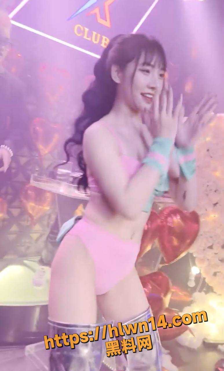 774X1280