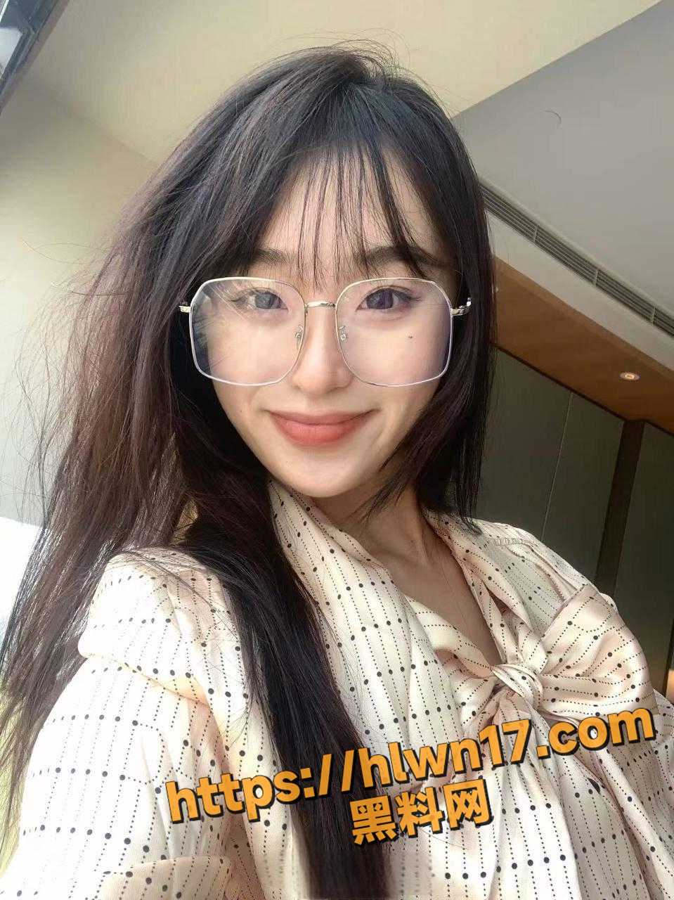 959X1280