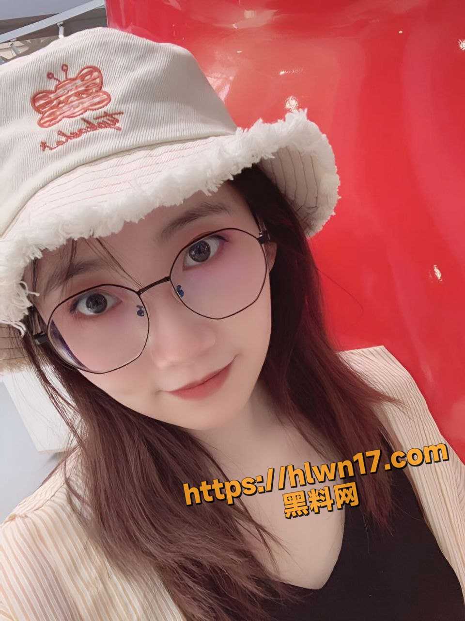 960X1280