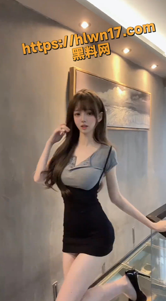 340X614