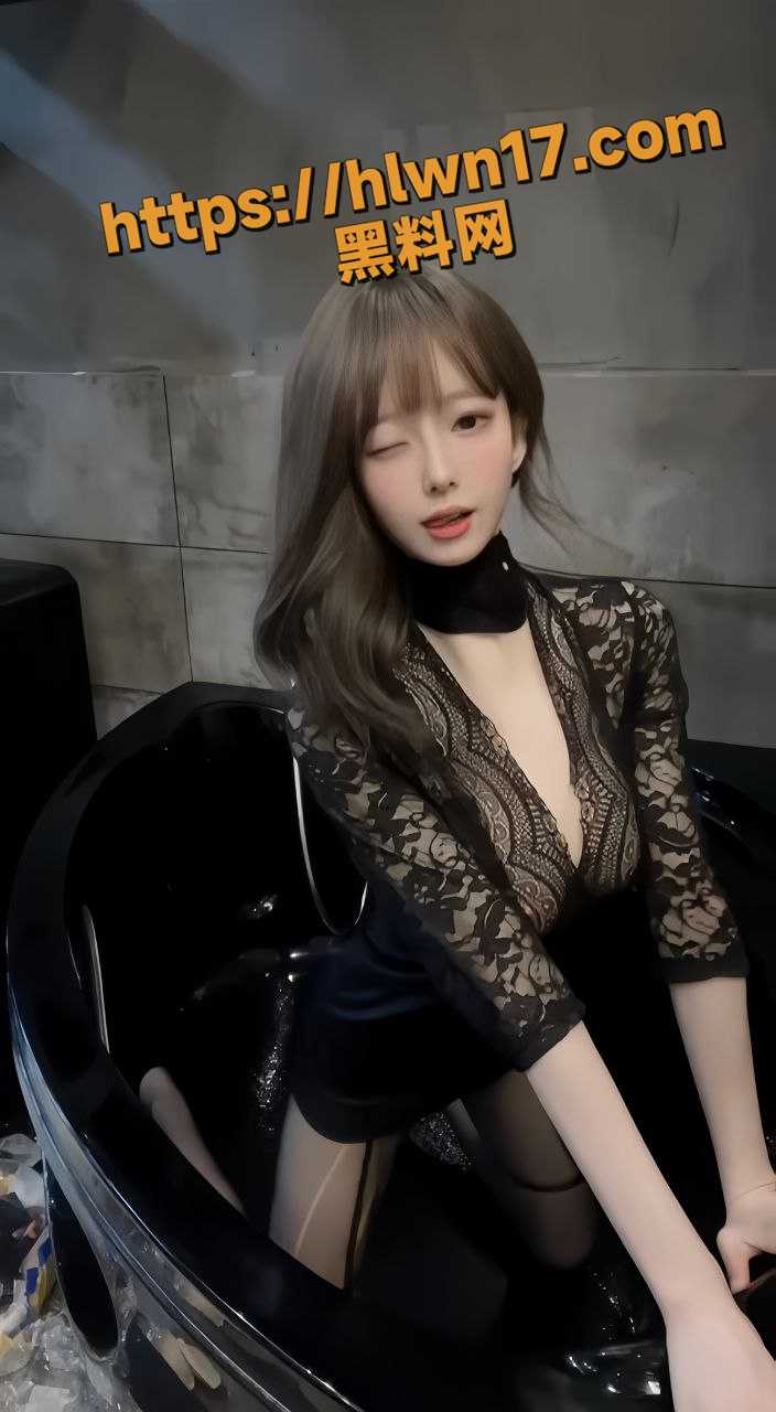 704X1280