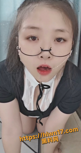 329X621