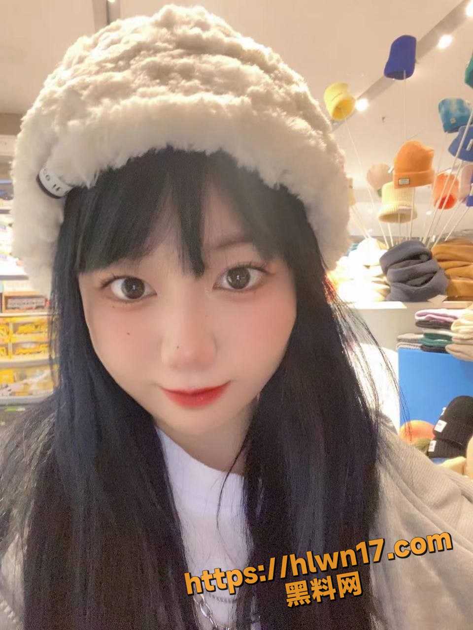 960X1280