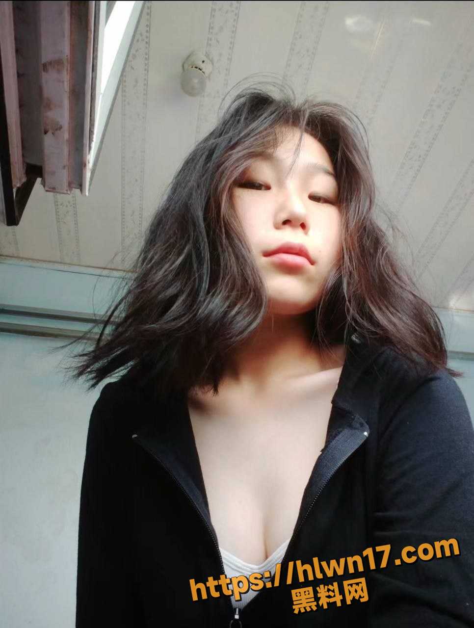 966X1280