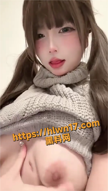 349X615
