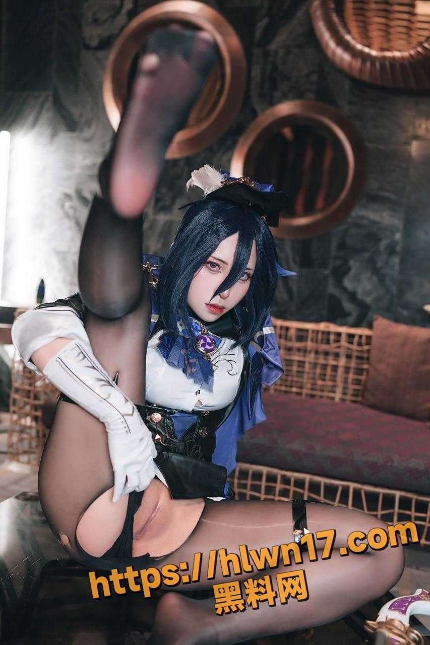853X1280