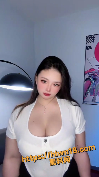 344X617