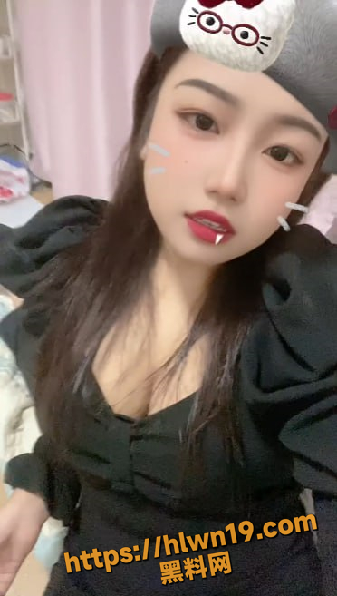 372X657