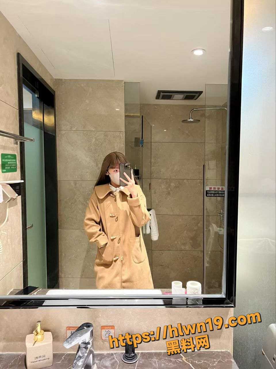 960X1280