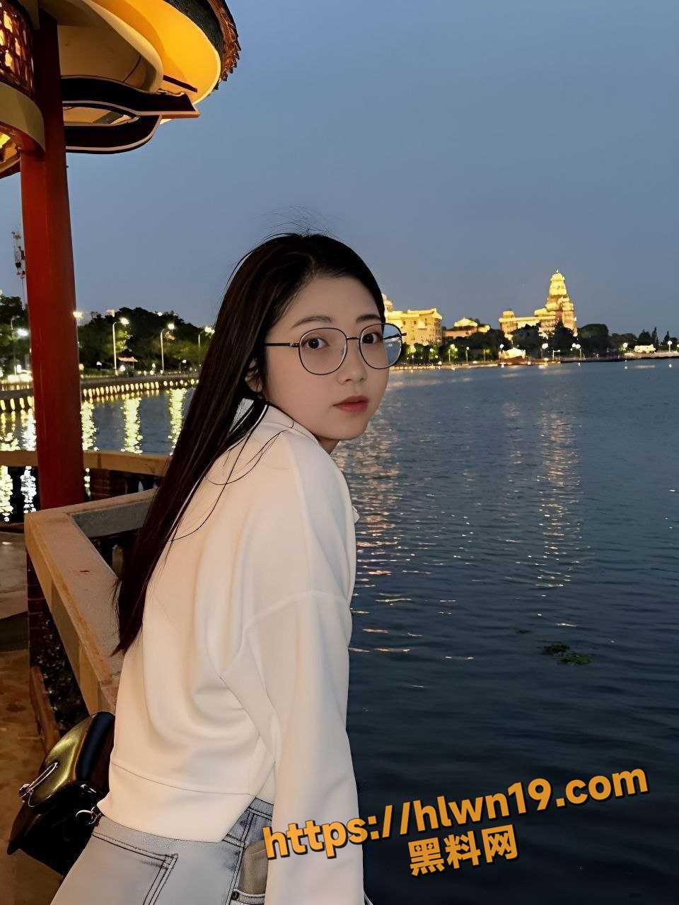 960X1280