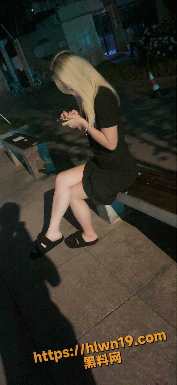 590X1280