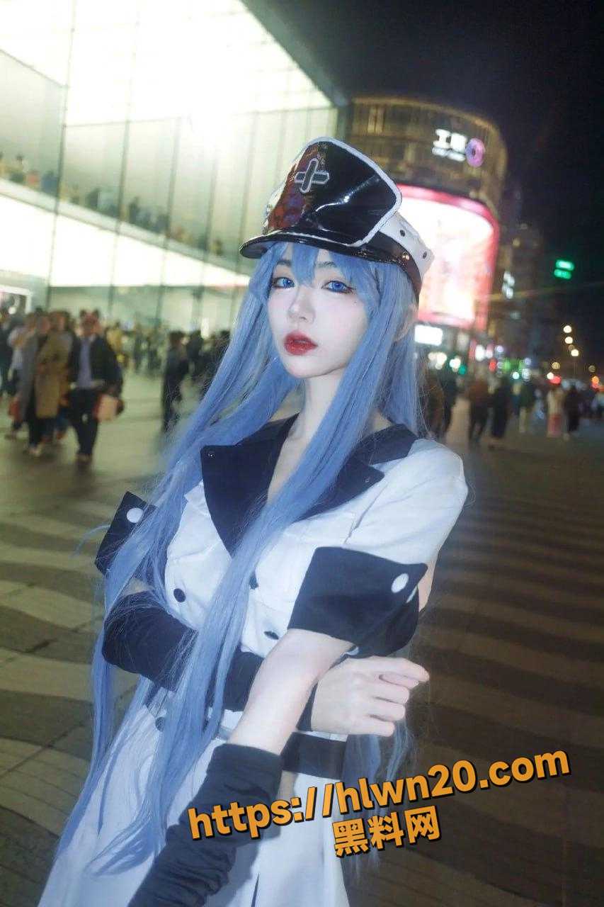 853X1280