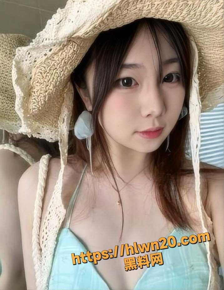 716X927