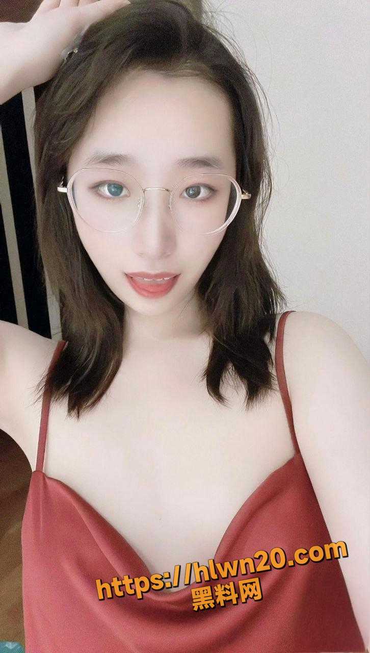 726X1280