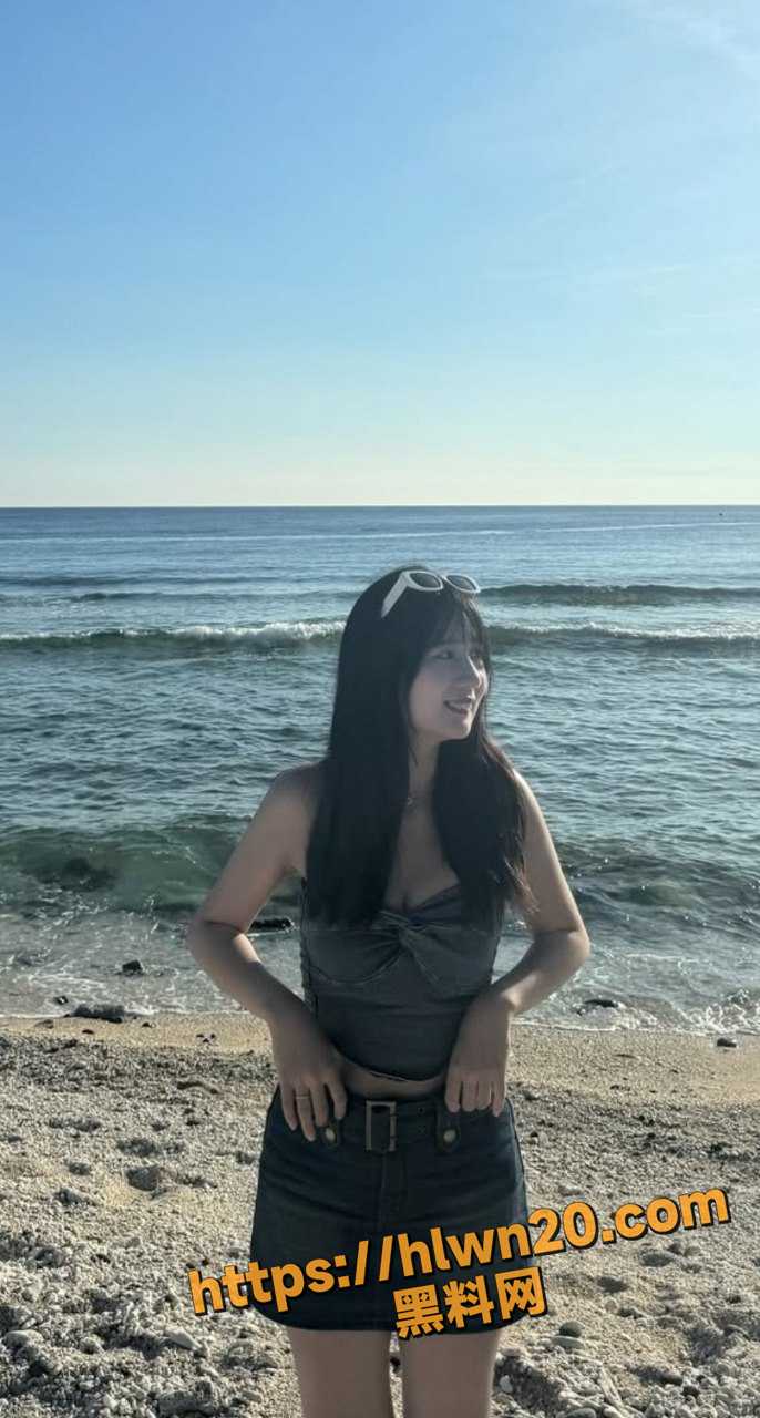 686X1280