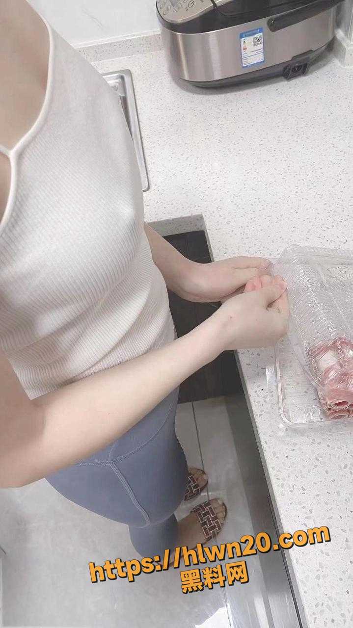 719X1280
