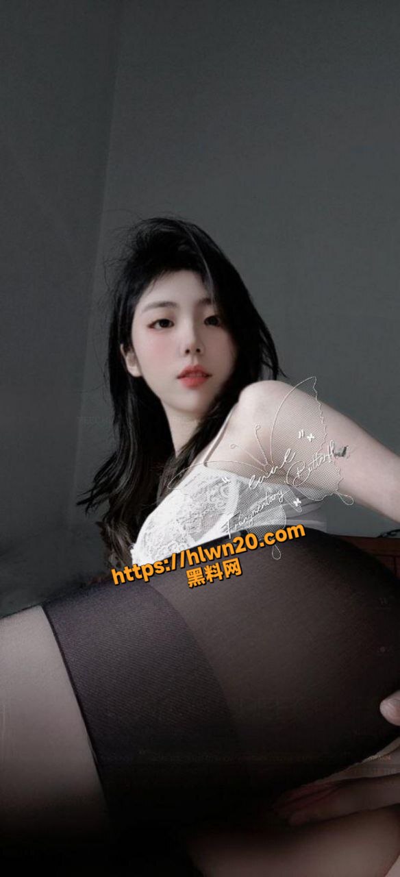 584X1280