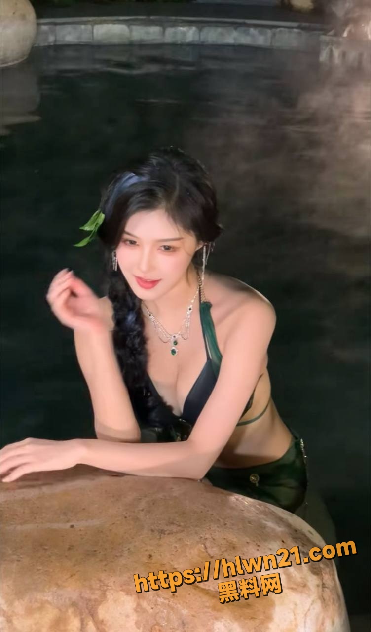 752X1280