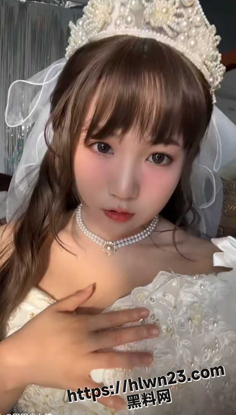 800X1406
