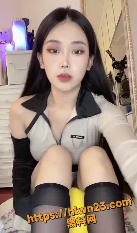 473X803