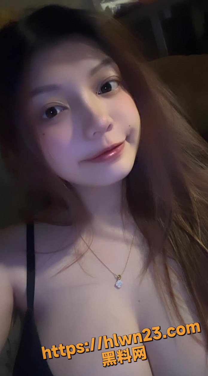 696X1257