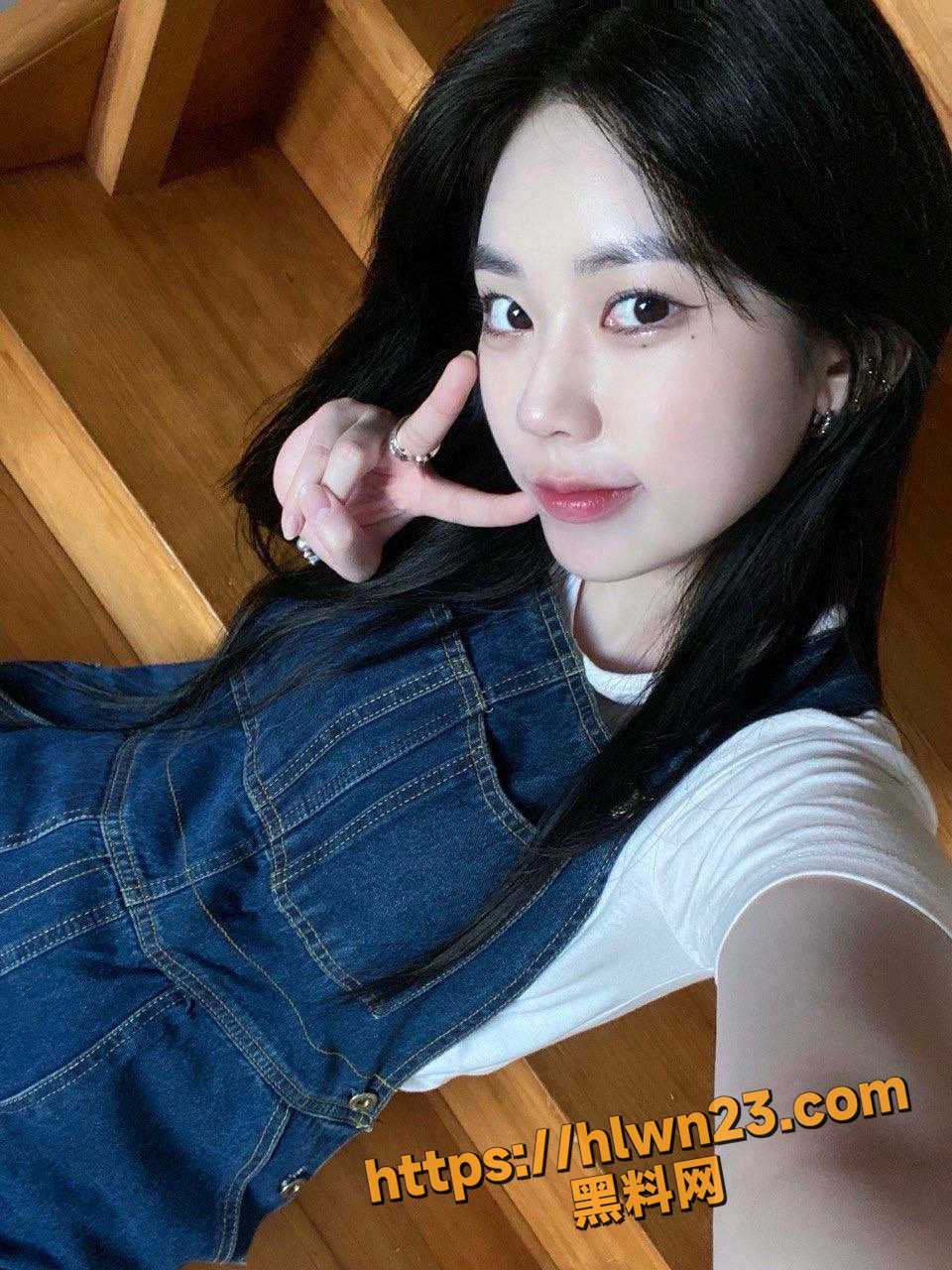 960X1280