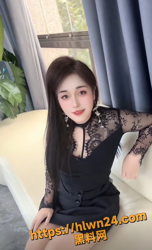495X811