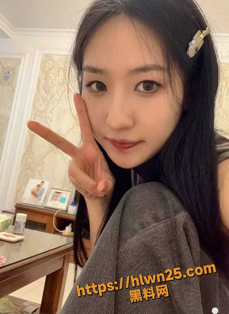 936X1280