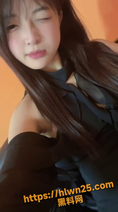 394X708