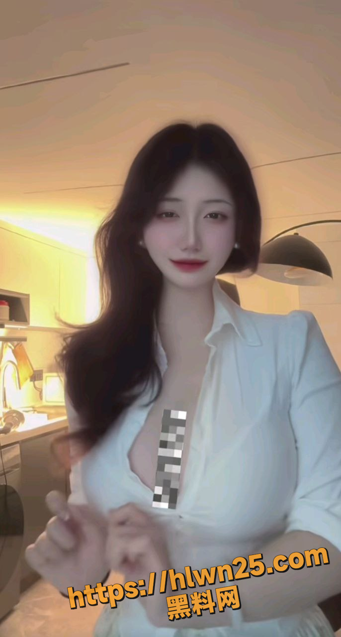 686X1280