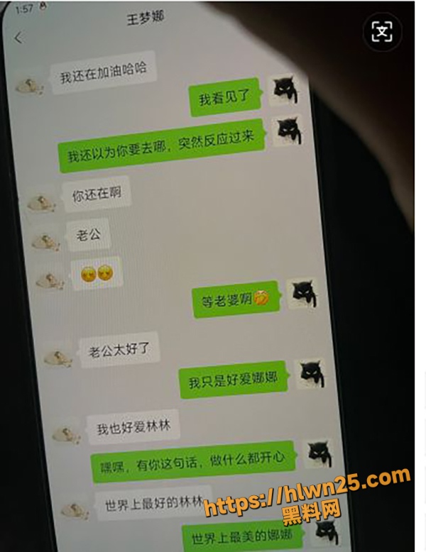 600X778
