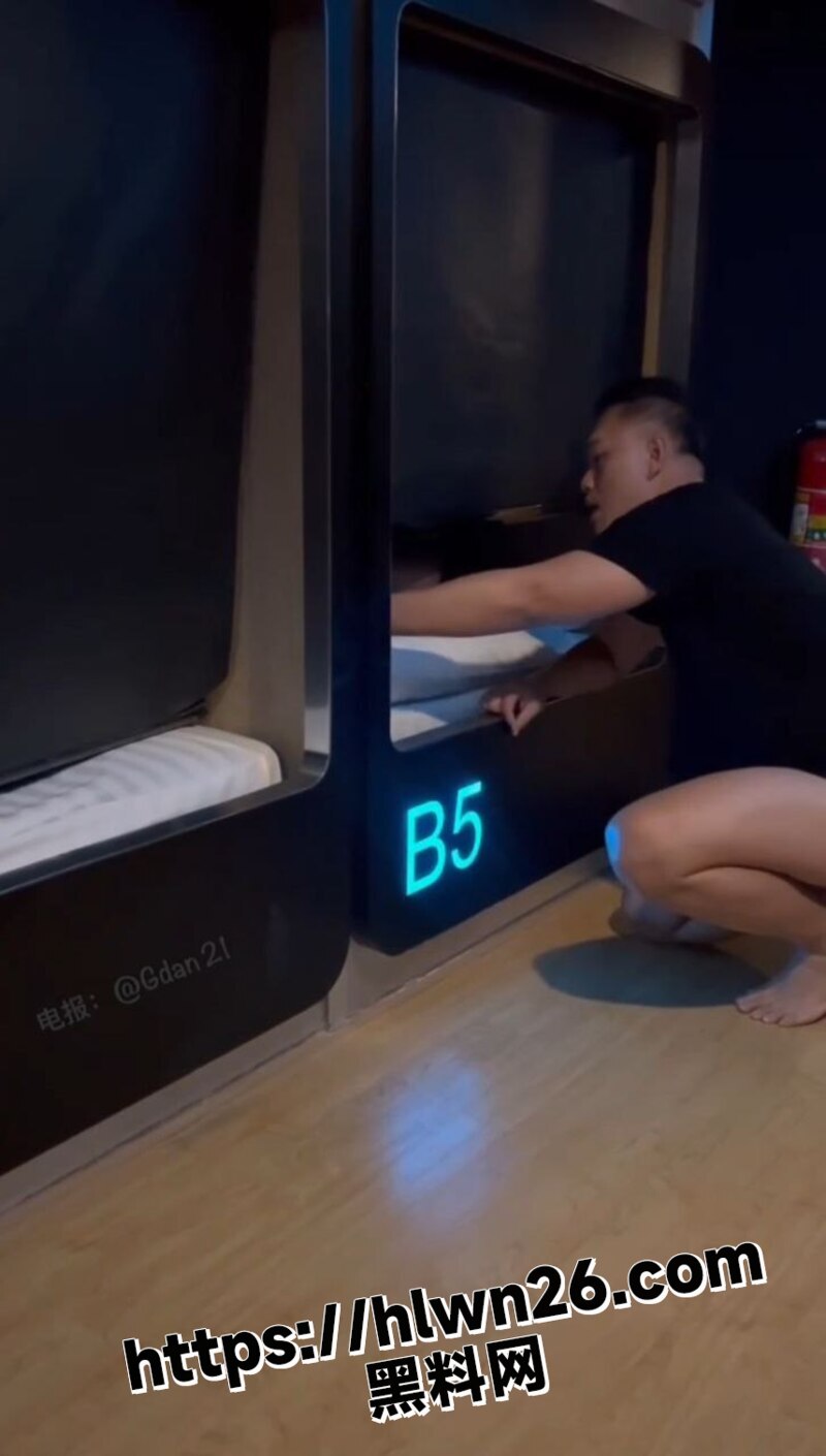 800X1410