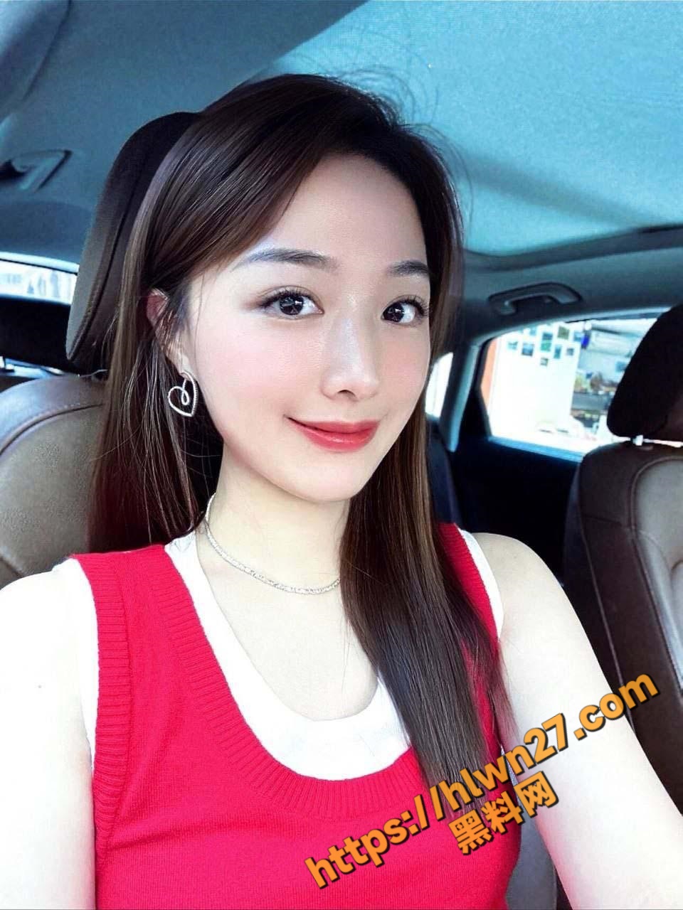960X1280