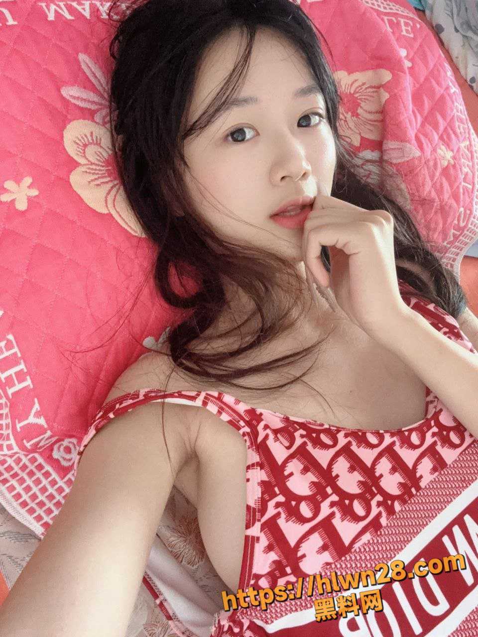 960X1280
