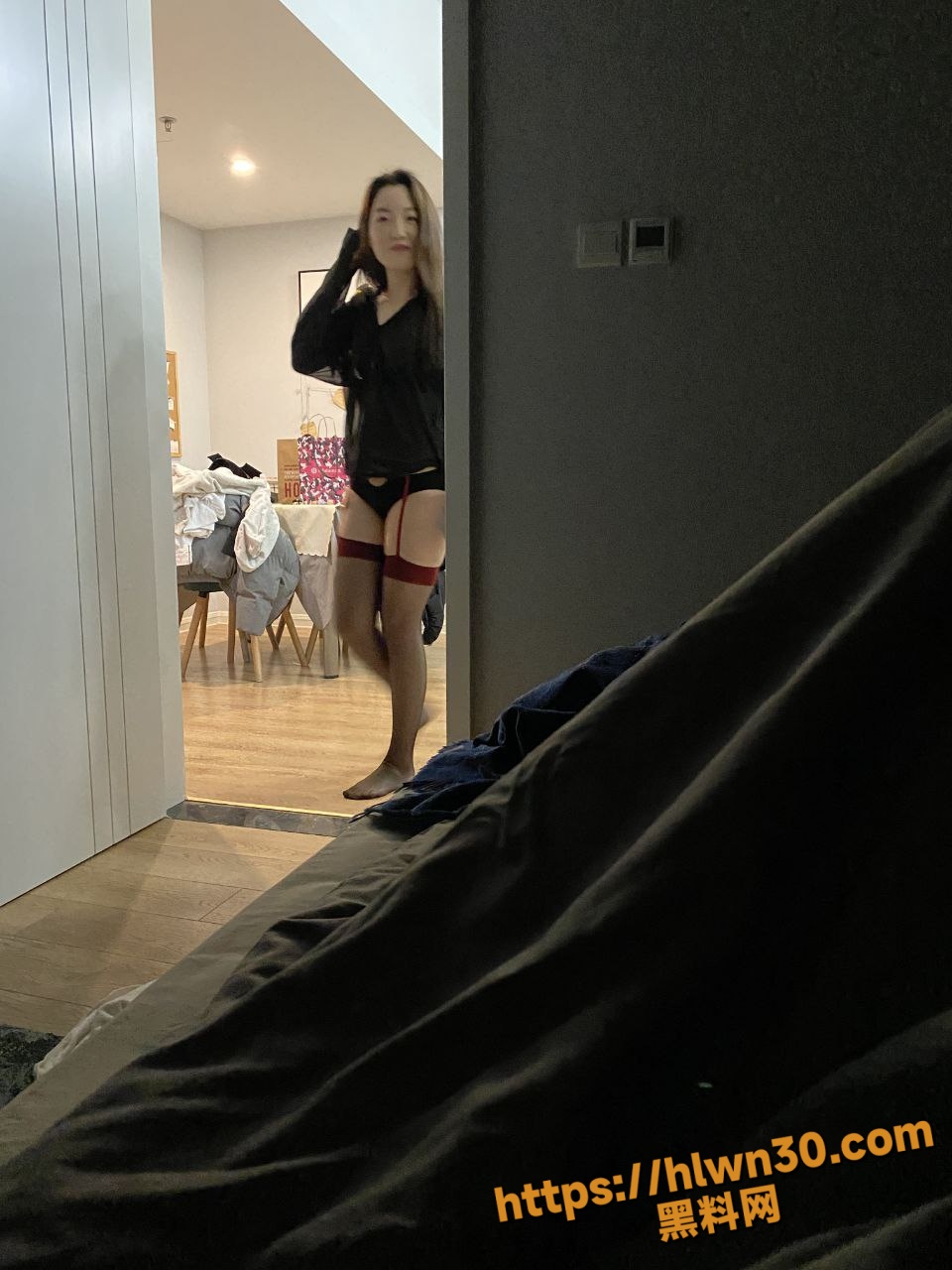 960X1280