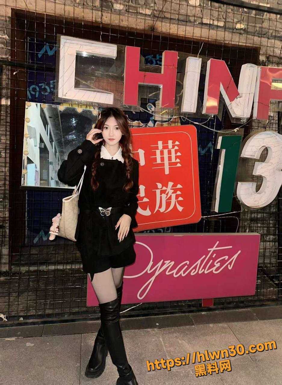 937X1280