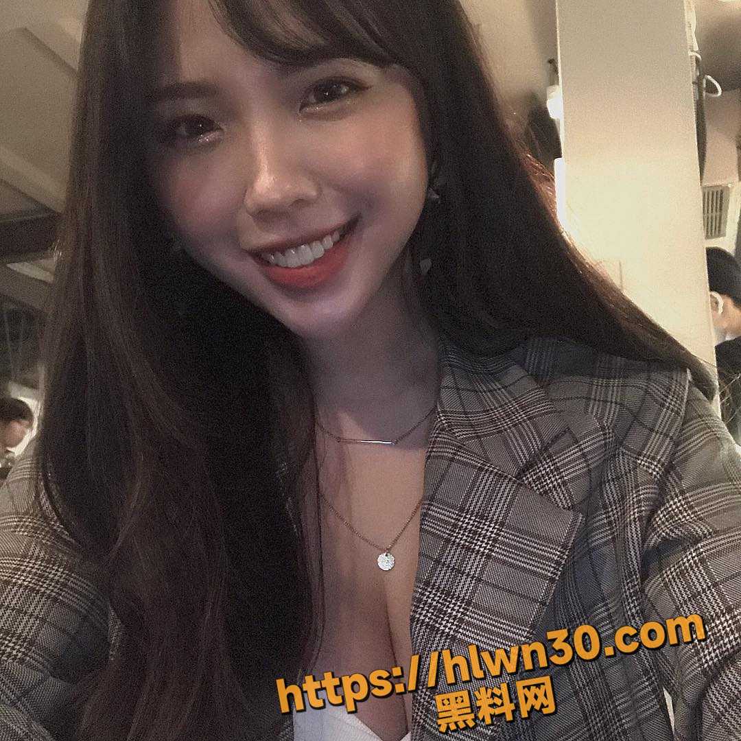 1080X1080