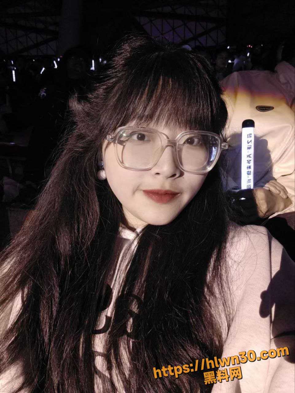 961X1280