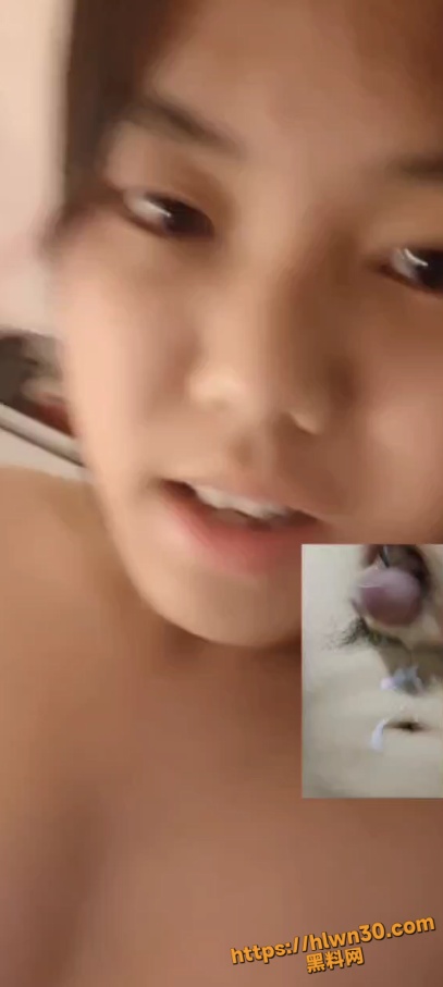 407X907