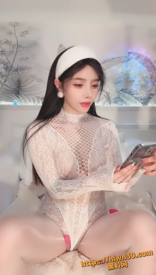 515X909