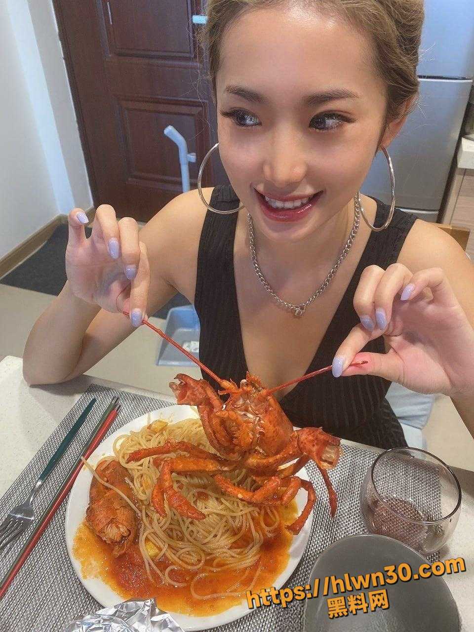 960X1280
