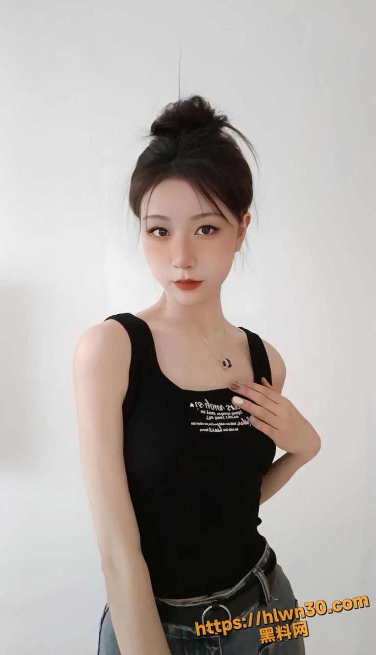 735X1280