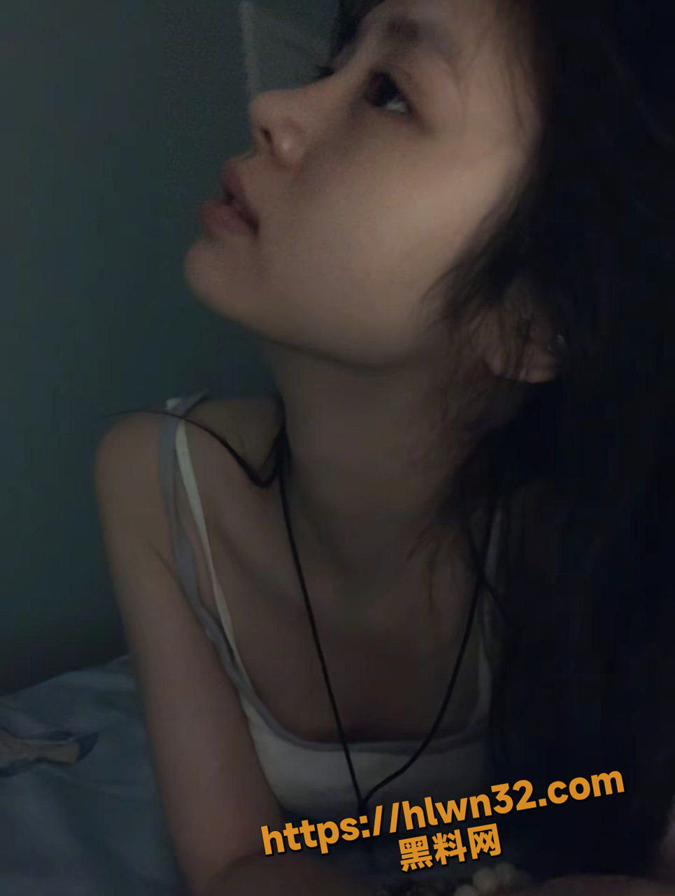 965X1280